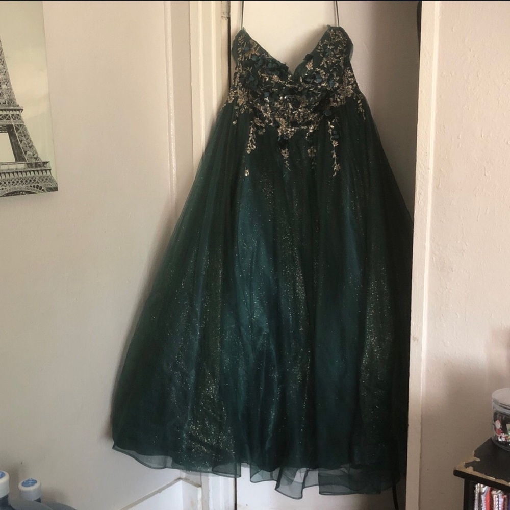 Used prom/formal.